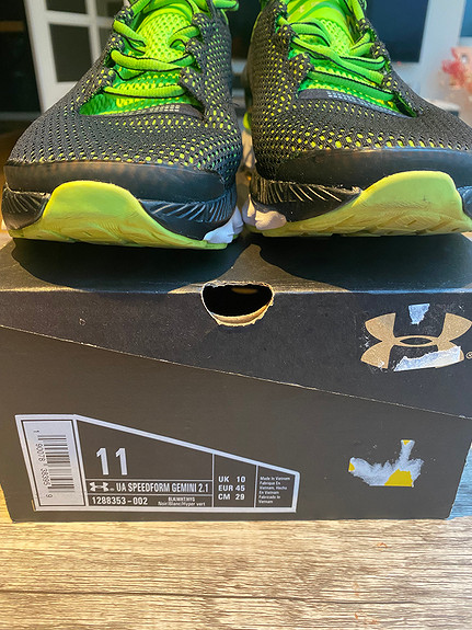 under armour gemini 5 yellow