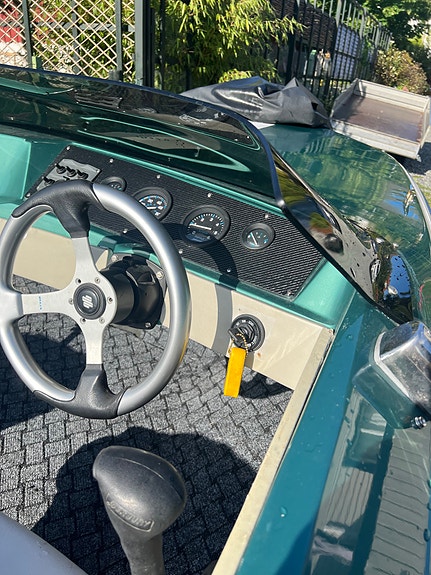 Glastron cvx16 4 of 5