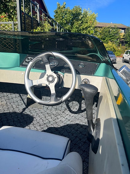 Glastron cvx16 3 of 5