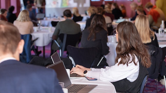 UN Global Compact skal være en arena for kompetanse på bærekraft. Her fra et kompetanseprogram for små og mellomstore bedrifter i reiselivsnæringen i Vestland.