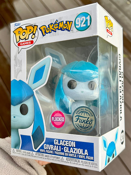 Funko Pop Givrali Flocked Pokémon 921 Glaceon Glaziola in 2023