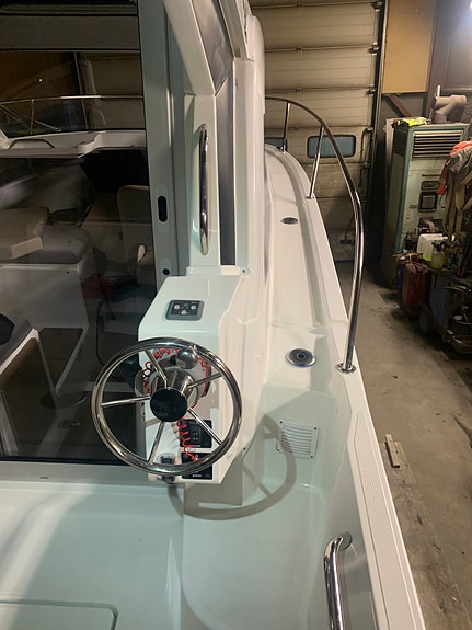 2017/18 BENETEAU ANTARES 7 M 175 HK SUZUKI APX + DIV. UTSTYR. TIL SALGS. 7 of 12