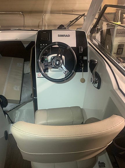2017/18 BENETEAU ANTARES 7 M 175 HK SUZUKI APX + DIV. UTSTYR. TIL SALGS. 8 of 12