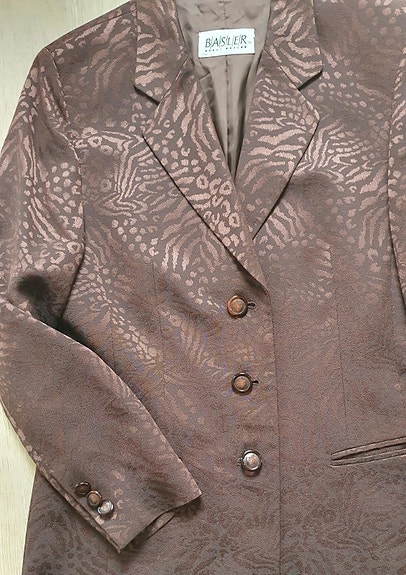 Product image 1 of 9