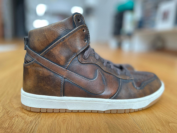 Nike dunk burnished on sale leather