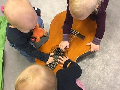 Læringsverkstedet Nordre Øyen Barnehage AS logo