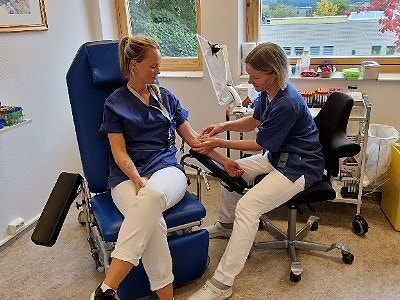 Klinikk for intern service logo