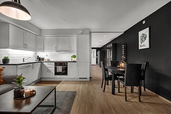 Frida Solberg i EIE eiendomsmegling har gleden av å presentere Brånåslia 1B!