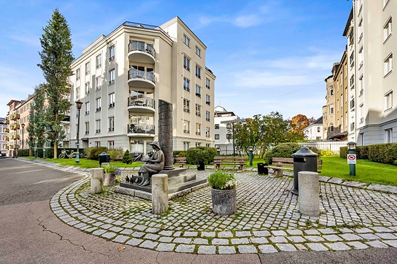 Velkommen til Frognerveien 58, presentert av eiendomsmegler Edvard Chapsang ved Eie eiendomsmegling avdeling Sandvika.