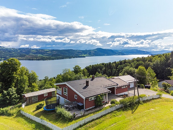 Velkommen til Biristrandvegen 641!