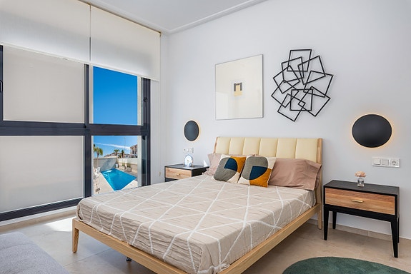 En megler med gode referanser - SPANIA1.no