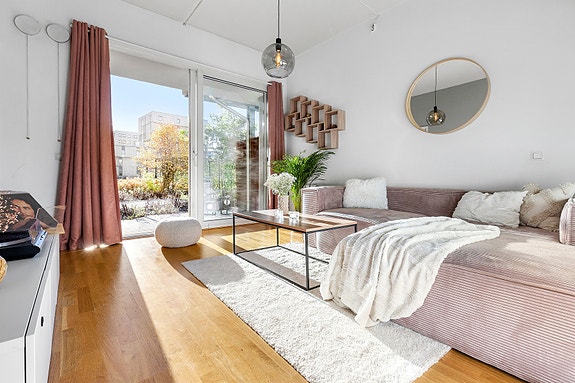 VELKOMMEN TIL EN LYS OG ROMSLIG 2-ROMS I HÅKON MAGNUSSONS GATE 1B!