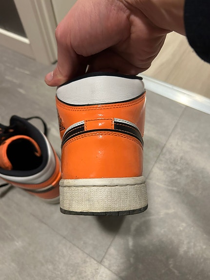 Product image 8 of 9