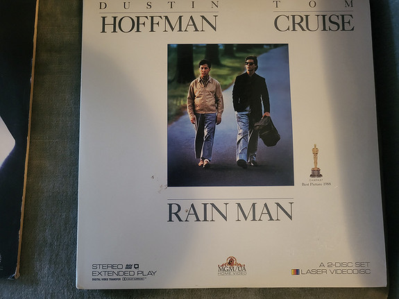 RAIN MAN 2 DISC SET LASER VIDEODISC Dustin Hoffman Tom Cruise