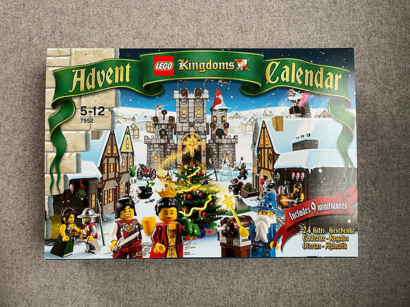 Lego kingdoms best sale advent calendar