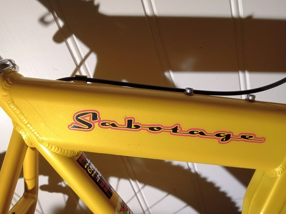 Unik DBS Intruder Sabotage sykkel fra 90 tallet. Alt originalt