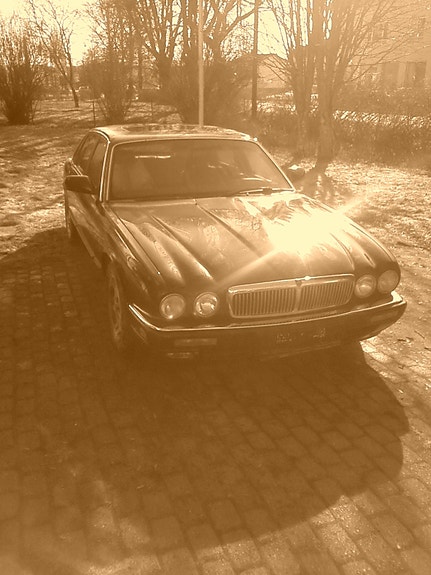 Jaguar XJ 29 of 30