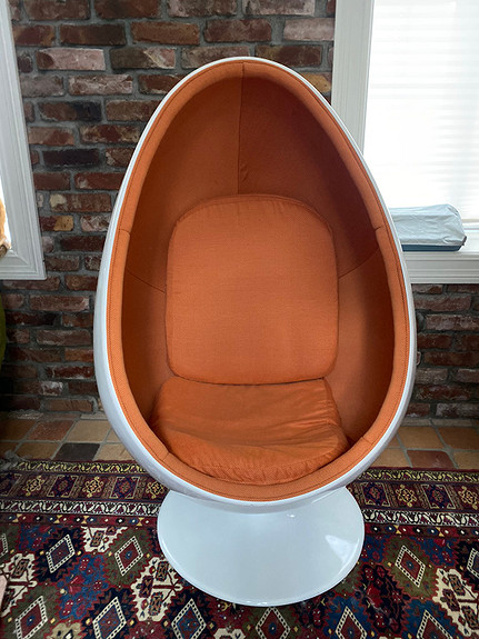 Egg Pod Chair replica