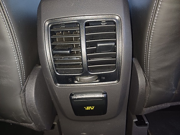 Ford Kuga 15 of 30