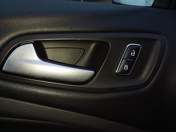 Ford Kuga 21 of 30