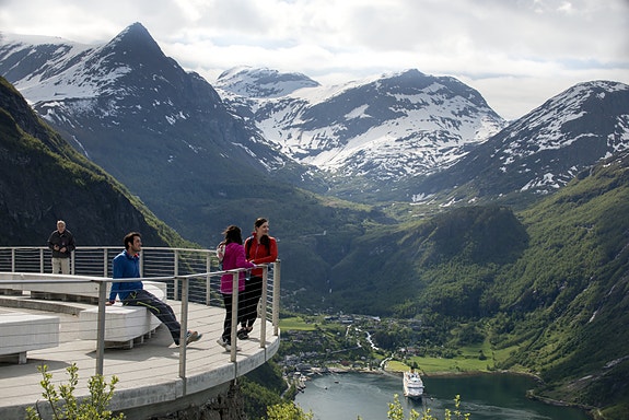Ørnesvingen i Geiranger, foto visitnorway.com