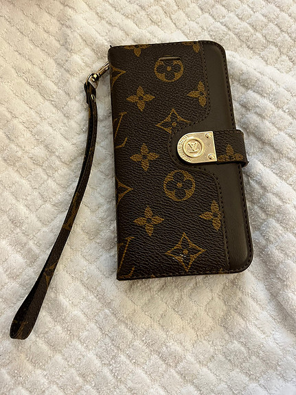 iPhone 13 PRO MAX CASE Louis Vuitton ETUI PLECKI - 11513894909