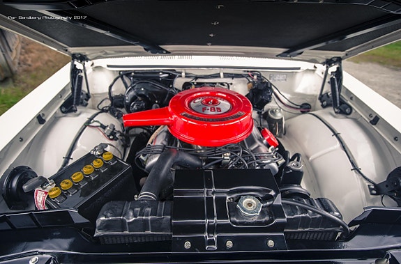 Oldsmobile Cutlass 16 of 22