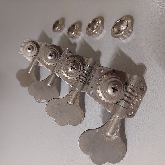 Product image 1 of 2