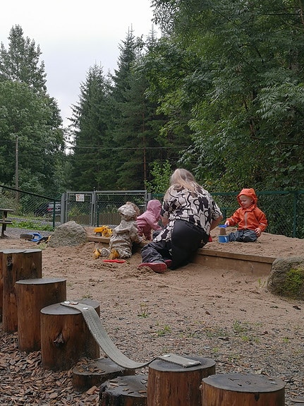 Et lite glimt fra uteområde til de yngste