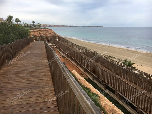 En megler med gode referanser -  SPANIA1.no