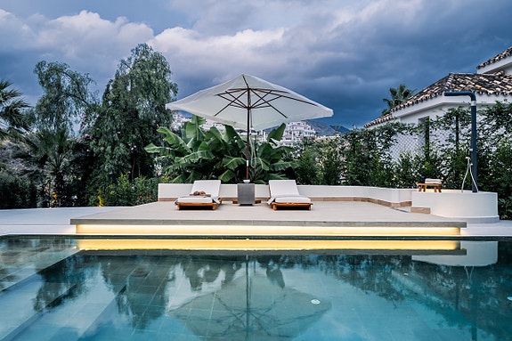 En megler med gode referanser - SPANIA1.no