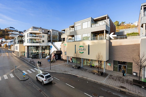 Velkommen til hyggelig leilighet midt i hjerte av Arendal by!