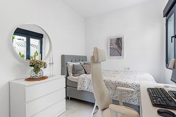 En megler med gode referanser - SPANIA1.no