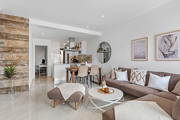 En megler med gode referanser - SPANIA1.no