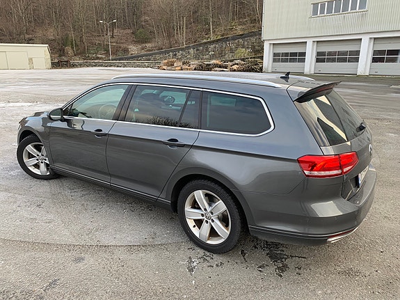 Volkswagen Passat 5 of 5