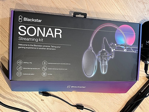 Product image 1 of 4