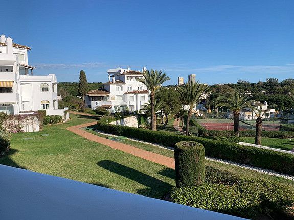 Nyoppusset lekker leilighet på Elviria - Marbella.
