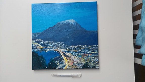 Product image 1 of 9