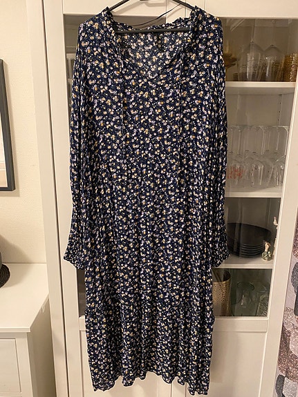 Product image 1 of 10