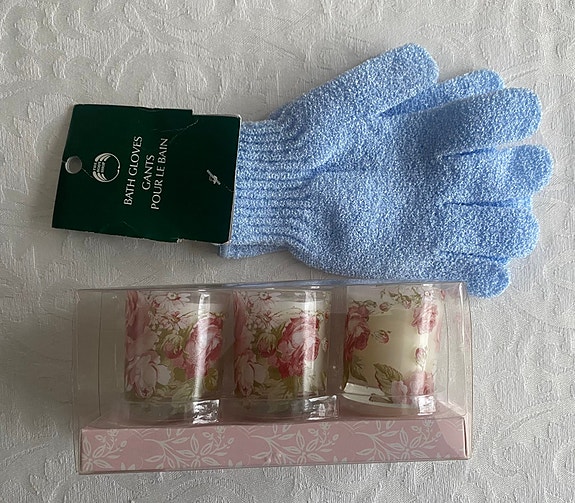 Product image 1 of 2