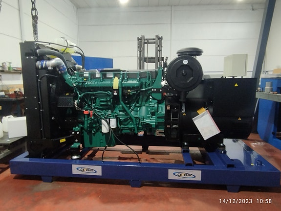 Volvo NYBYGG -VOLVO PENTA TAD 1641-STAMFORD HCI544D GENERATOR SETT