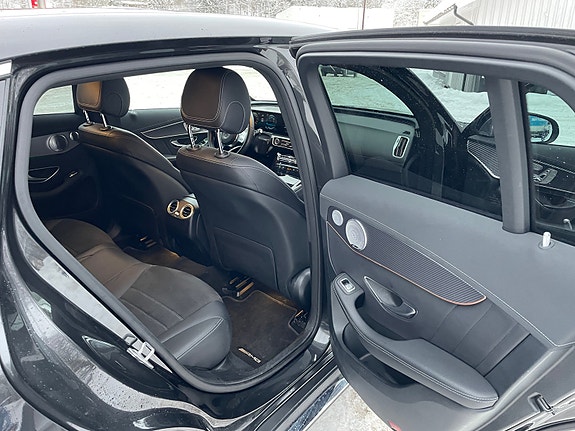 Mercedes-Benz EQC-Klasse 19 of 29
