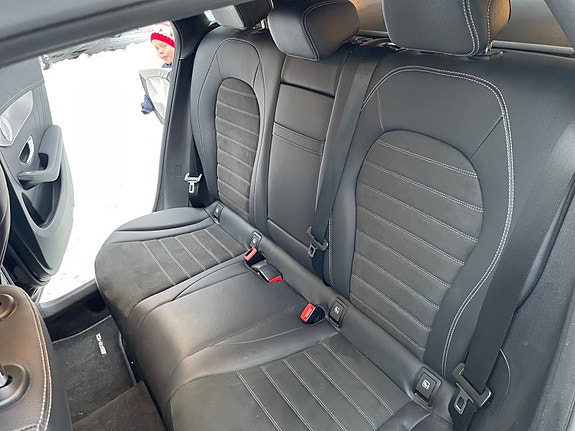 Mercedes-Benz EQC-Klasse 23 of 29