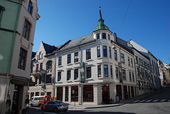 Berg-Hansen holder til i flotte lokaler midt i Ålesund sentrum!