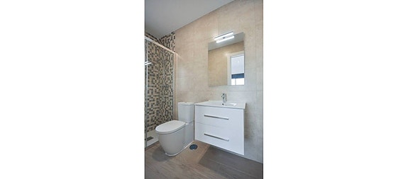 En megler med gode referanser - SPANIA1.no