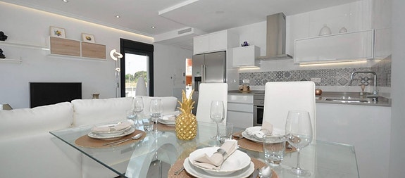 En megler med gode referanser - SPANIA1.no