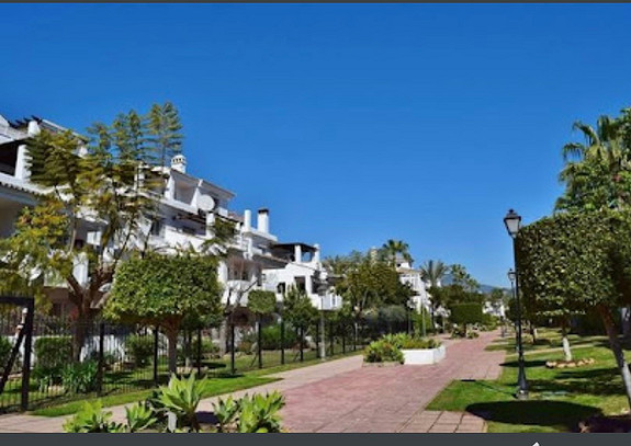 Flott leilighet i Marbella/Puerto Banus, Golfbaner i umiddelbart nærhet