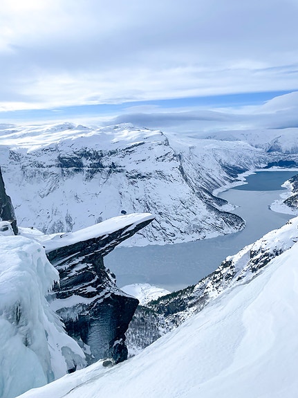 Trolltunga. © Trolltunga Adventures