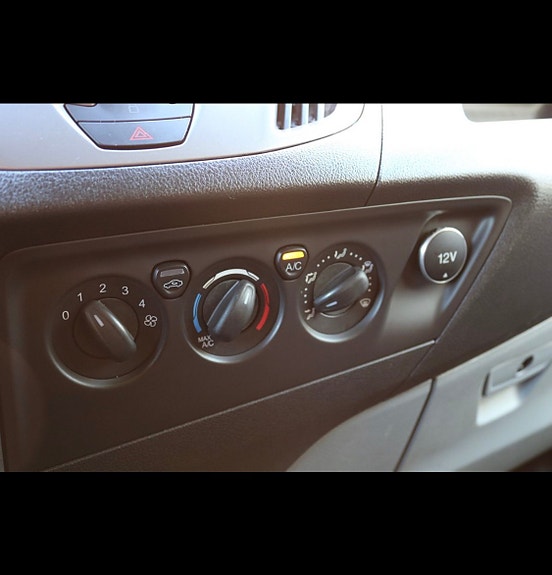 Ford Transit Custom 20 of 25