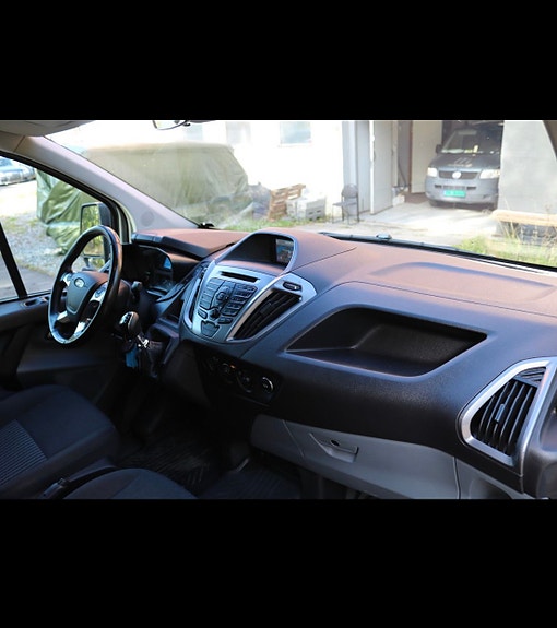 Ford Transit Custom 15 of 25